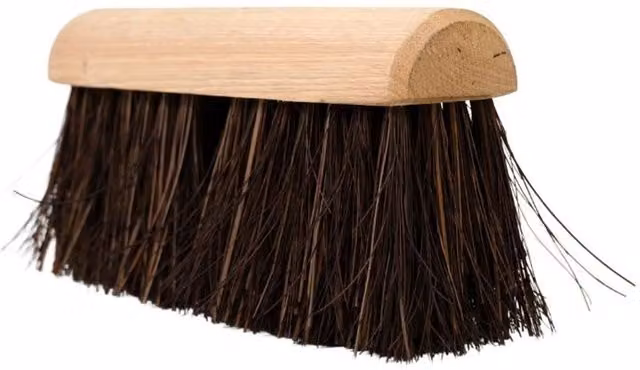 Universal Textiles Scavenger Broom Head with Threaded Wood Handle in Brown and Multicolour