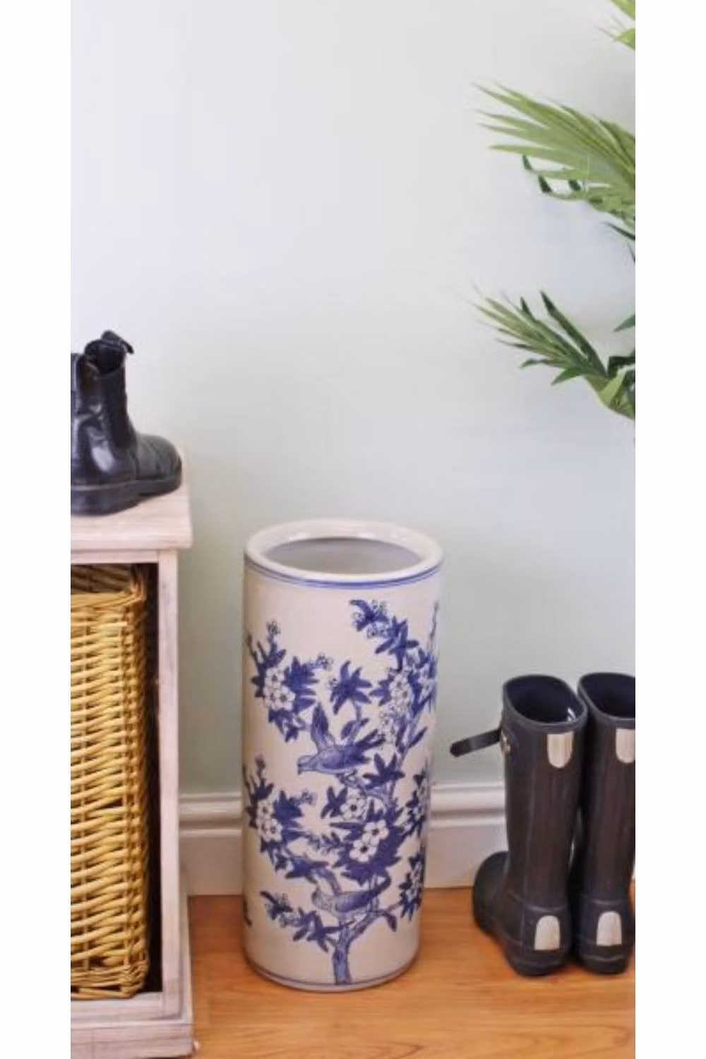 KDMD Ceramic Freestanding Umbrella Stand in Blue and White – 3