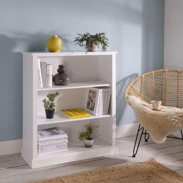 Noa and Nani Hemming Modern Bookcase in White with Adjustable Shelves and Back Panel, Width: 106.5 cm