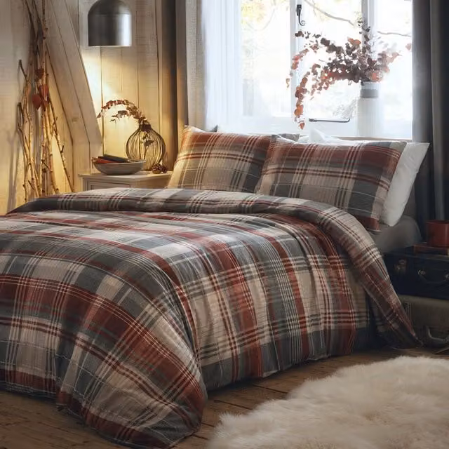 Appletree Connolly Red Checked 100% Brushed Cotton Flannelette Duvet Cover Set, 200 x 200 cm