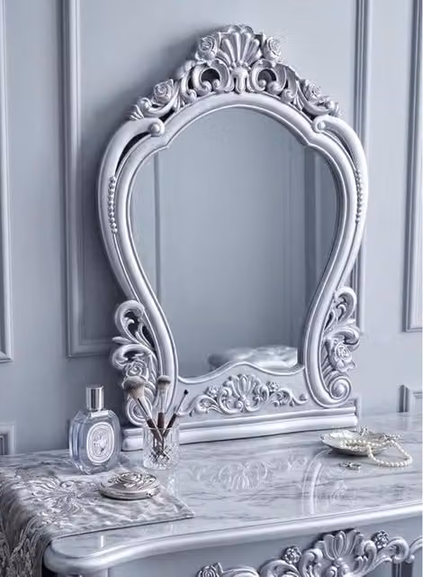 DEENZ Classic King Crown Style Wall Mirror in Silver