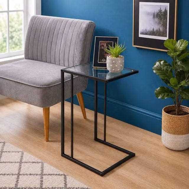 Spot On Dealz C-Shaped Side Table with Black Metal Frame and Transparent Glass Top, W/D/H: 40 x 30 x 59 cm – 1