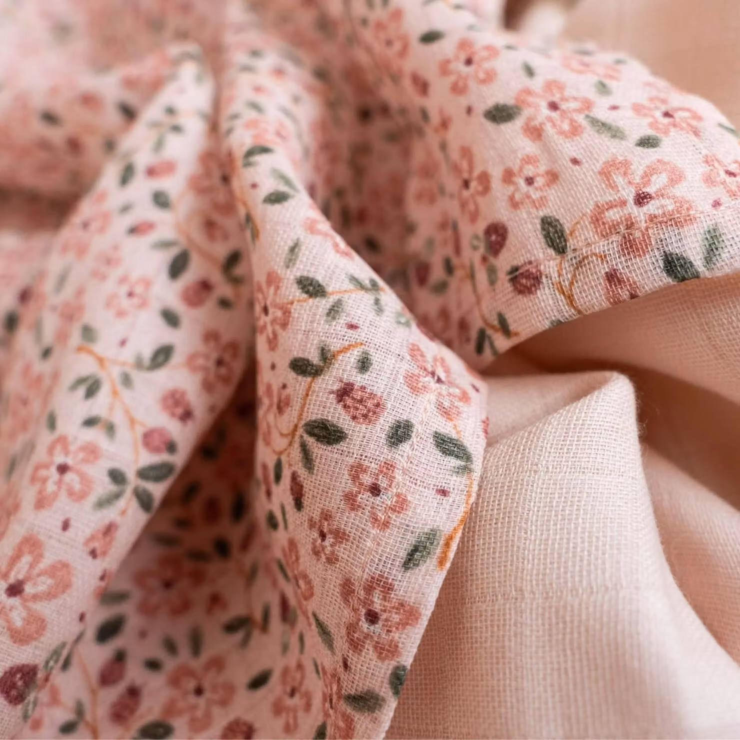 Little Dutch Muslin Squares 2 Pack in Pink Fairy Floral and Blossom Cotton – 2