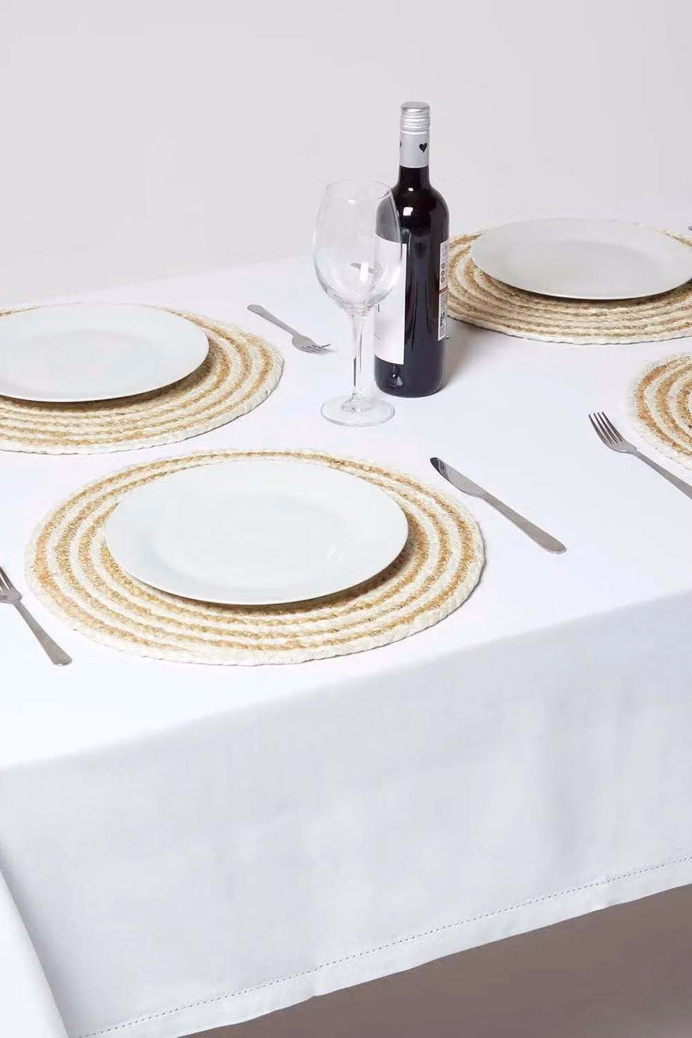 Homescapes Set of 4 Handwoven Natural Jute Round Placemats in Beige and Cream, Diameter: 40 cm – 2