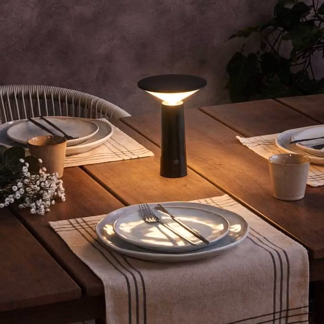Wyld and Coco Modern Wireless Table Lamp in Black Metal with Touch Dimmer and USB Charging