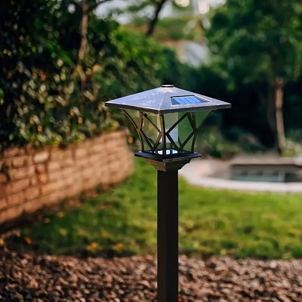 Ventryn Solar Garden Corner Lantern Lights in Black – 4