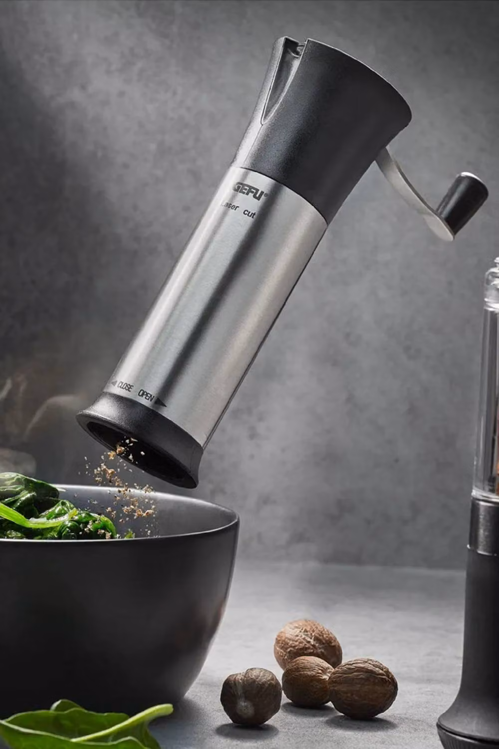 Gefu Moscata Nutmeg Mill with Laser-Cut Grinding Mechanism in Silver or Black – 5