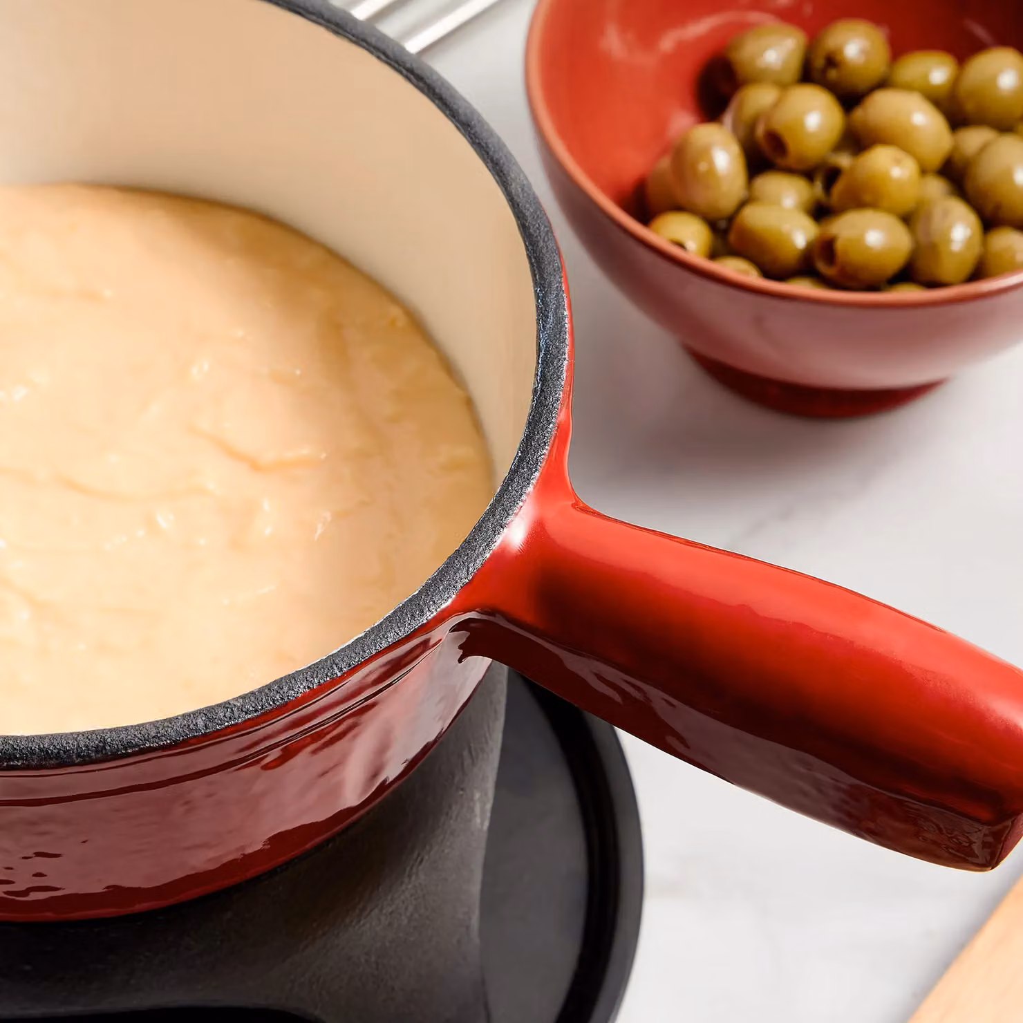 VonShef Red Enamel Cast Iron Fondue Set for Cheese or Chocolate – 5