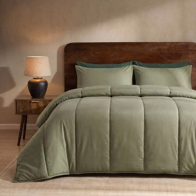 OHS Green 10.5 TOG Coverless Duvet and Pillowcase Bedding Set for Adults, Double