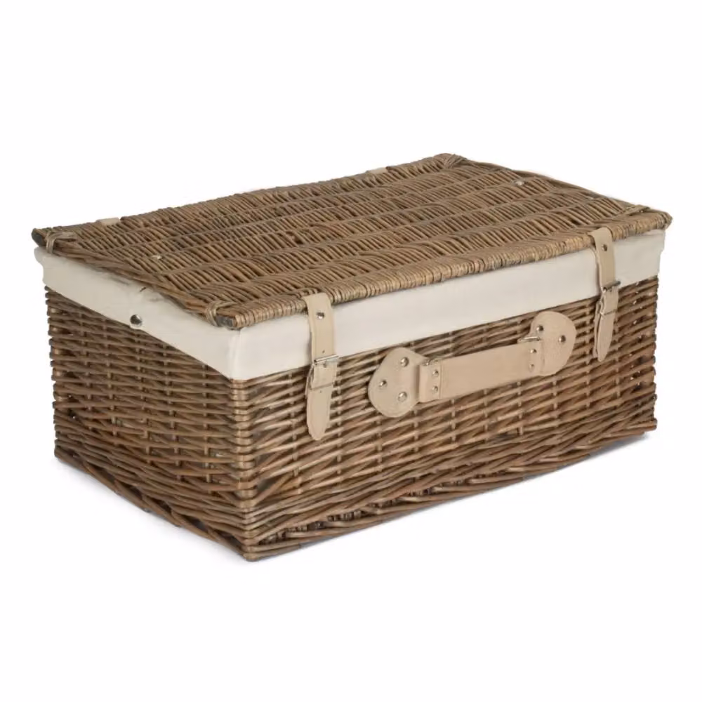 Red Hamper with White Lining in Natural Wood – 2