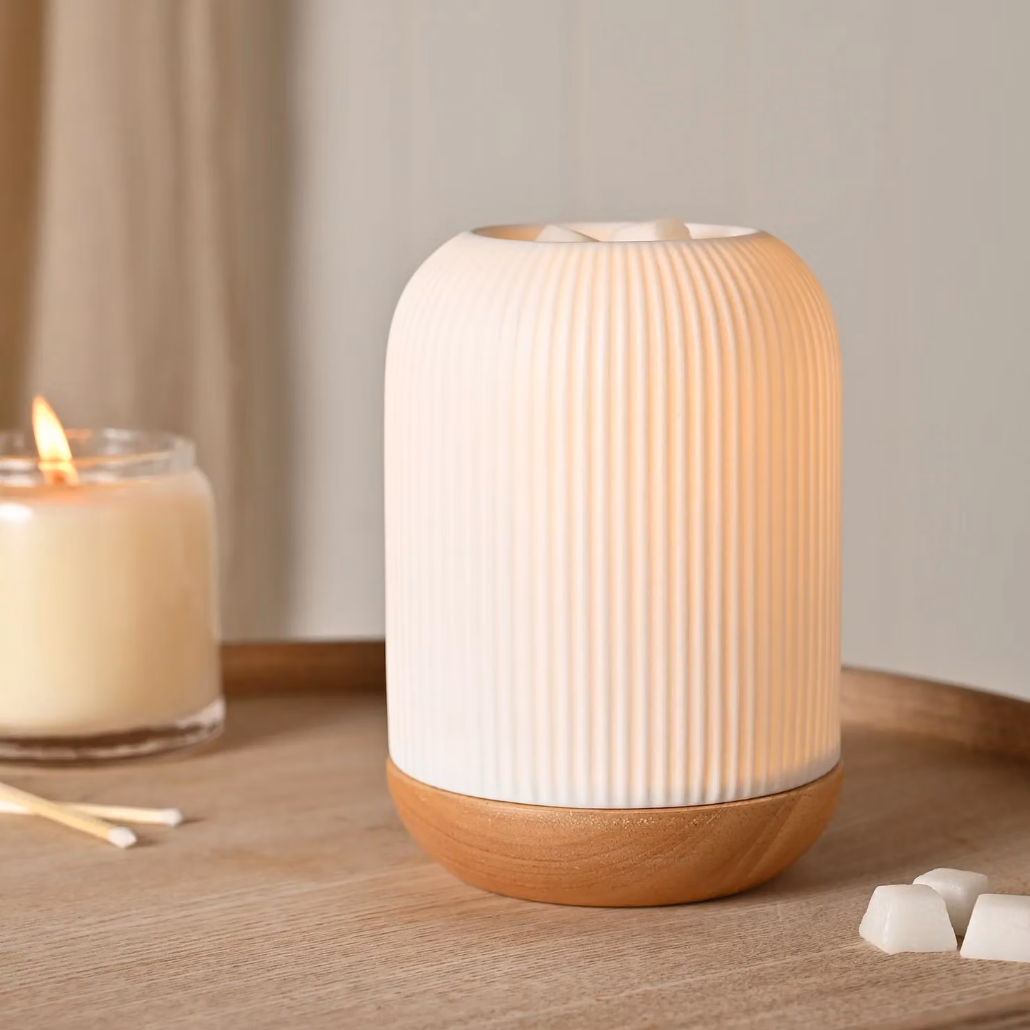 Hestia Striped Ceramic and Wood Tabletop Aroma Lamp in White – 3