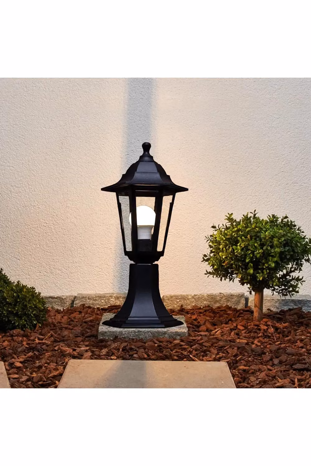 CGC Lighting Black Traditional Outdoor Post Lantern with Transparent Glass for Garden and Pathway – 6