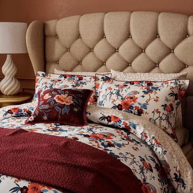 V&A Chinoiserie Charm Kingsize Cotton Mako Satin Duvet Cover and Pillowcase Set, Blue/Red/Multicolour, W: 180 cm, H: 200 cm