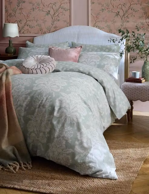 Laura Ashley Tatton Single 3 ft Floral Pure Cotton Mako Sateen Bedding Set in Light Green
