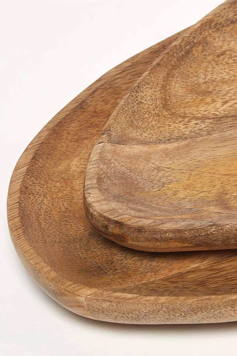 Homescapes Set of 2 Brown Solid Mango Wood Nesting Serving Trays – 3