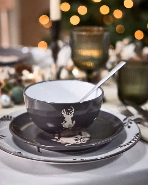 Dibor 24 Piece Grey and White Reindeer Christmas Ceramic Dinner Set for 8 People – 1