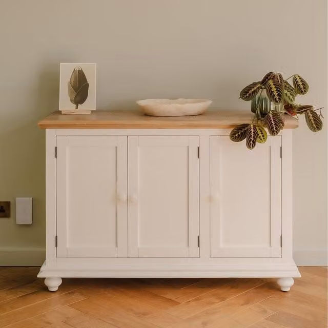 Statement Furniture Shire White Sideboard with Oak Top, W/D/H: 120 x 40 x 81 cm