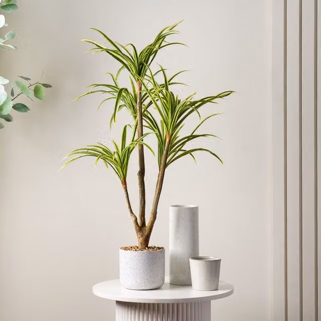 Scottish Everlastings Ltd 90cm Real Touch Yucca Tree in a White Speckled Plastic Pot, Green