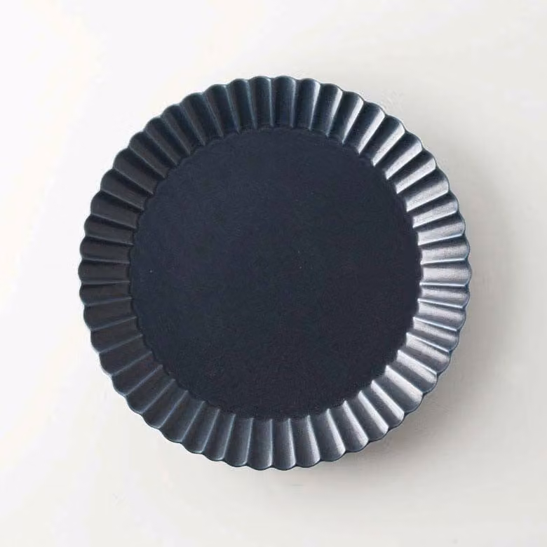 Marumitsu Poterie Barbarie Large Navy Blue Floral Porcelain Dinner Plate, Diameter: 24.5 cm