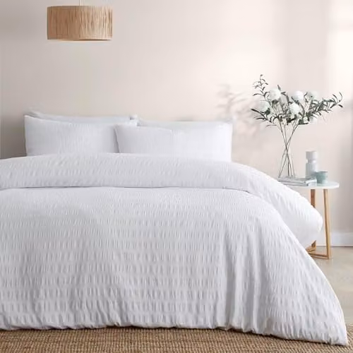 J Rosenthal & Son Serene Honley Seersucker Duvet Cover and Pillowcase Set in White, W/D/H: 230 x 220 x 180 cm