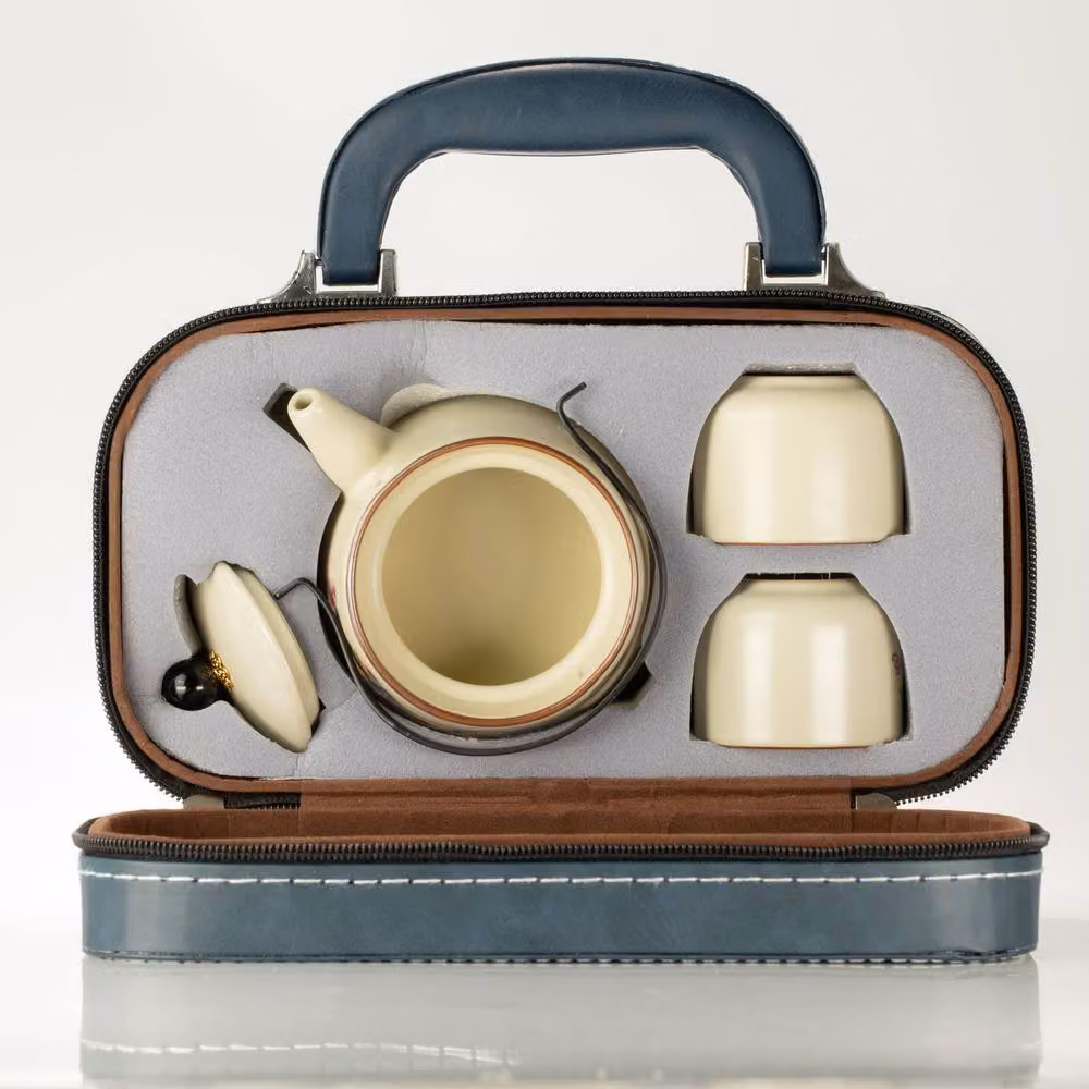 Serenityy Ceramic Travel Teapot Set with Two Cups in Beige Cat Design – 3