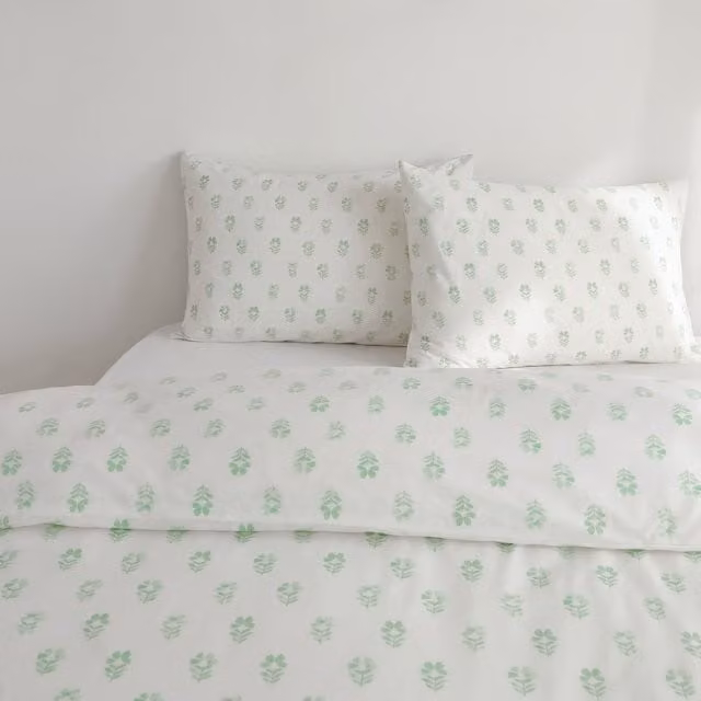 Martex Studio Edition Sage Botanical Floral Duvet Cover Set in Green and White, 90 x 190 cm