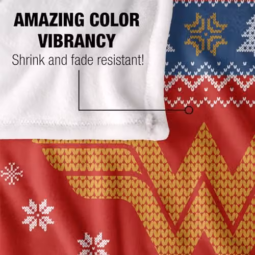 LOGOVISION Wonder Woman Ugly Christmas Sweater Throw Blanket, Multicolour and White, W: 152 cm, D: 127 cm – 3