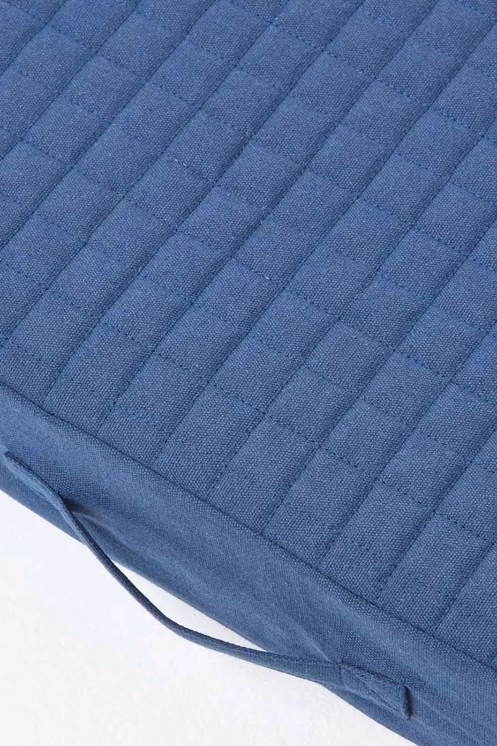 Homescapes Quilted Cotton 3 Seater Orthopaedic Booster Cushion Cover in Navy Blue – 3