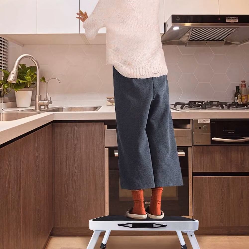 Kelvenix Black Foldable Steel Step Ladder W/D/H: 52 x 30 x 150 cm – 3
