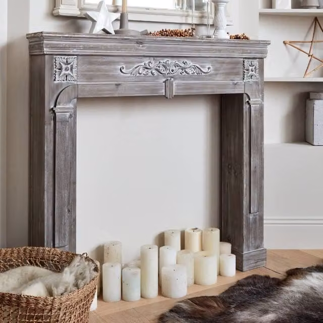 sweeek Decorative Wood Fireplace Surround in Beige and Grey – 1