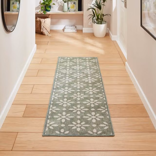 Terrys Geometric Modern Table Runner, Green, Polyester Flat Weave