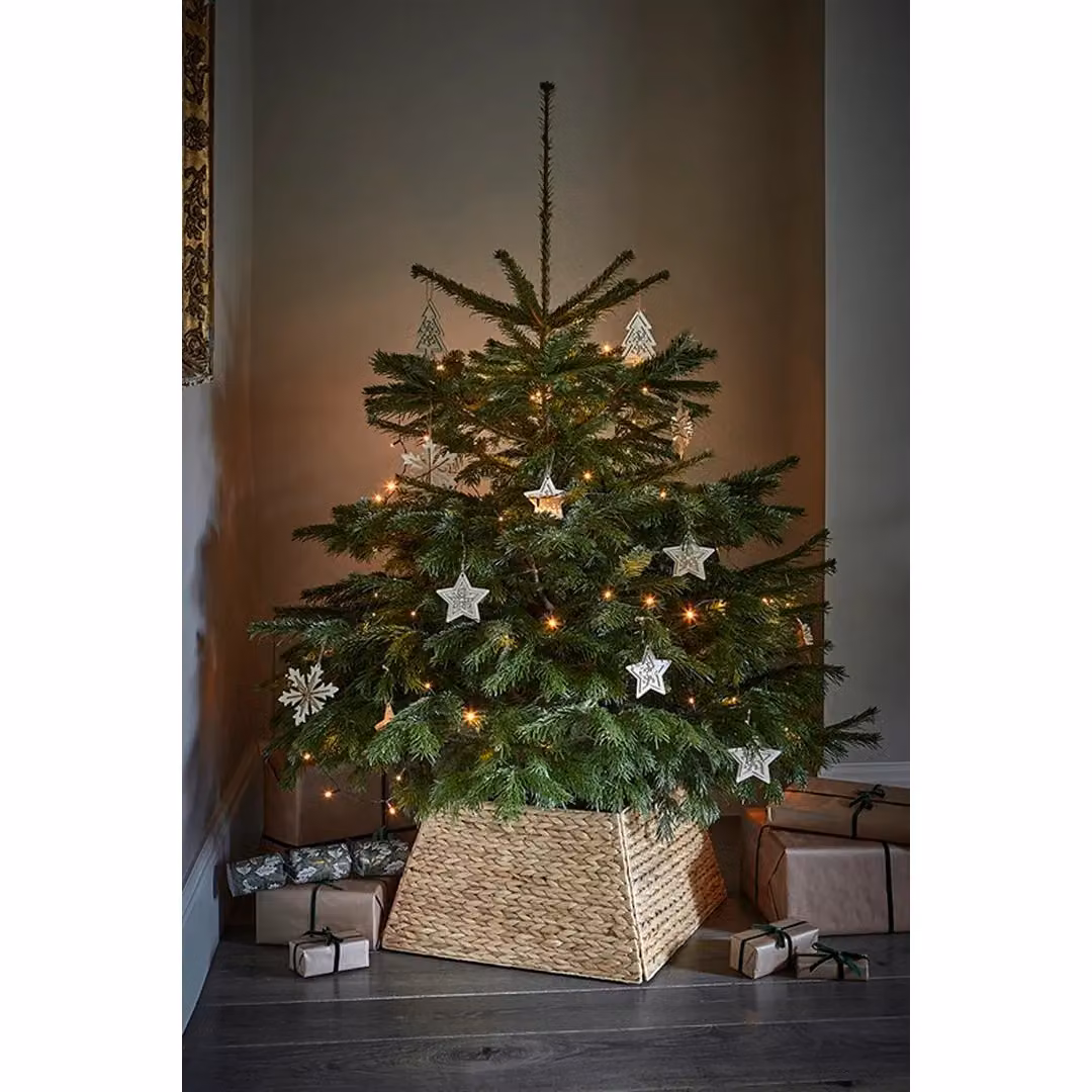 Ivyline Water Hyacinth Foldable Square Christmas Tree Skirt in Beige, W60cm x H26cm – 2