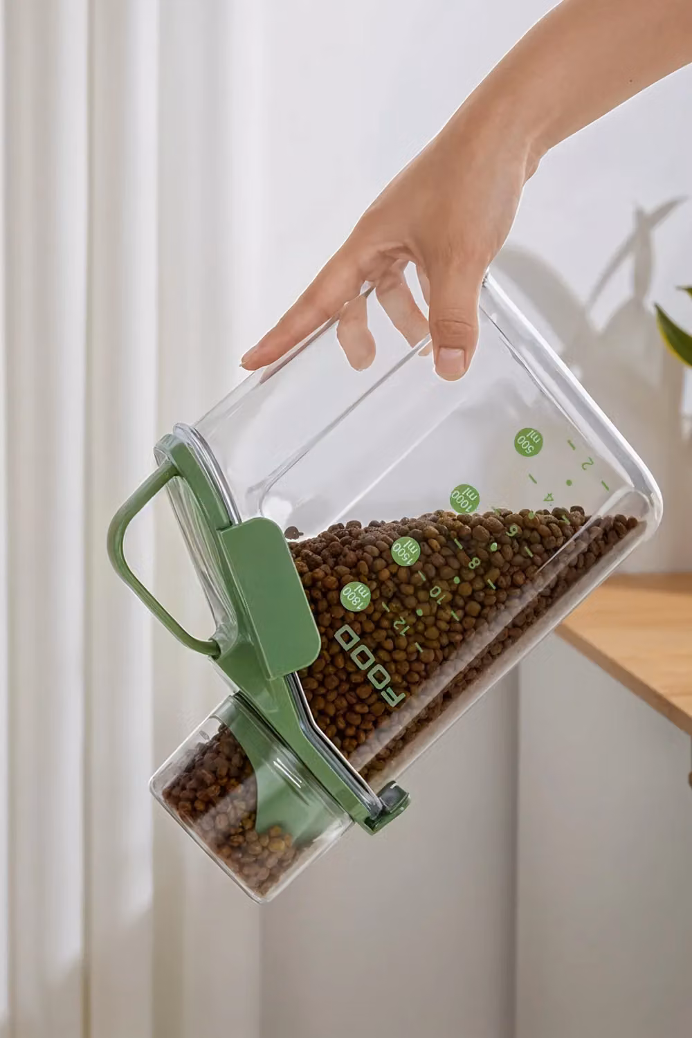 H&O Direct Green Airtight and Leakproof Dry Food Storage Container, 2 l – 2