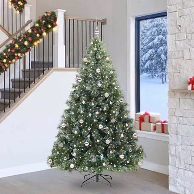 Berkfield Home Artificial Green Christmas Tree with 300 LEDs, Height: 240 cm