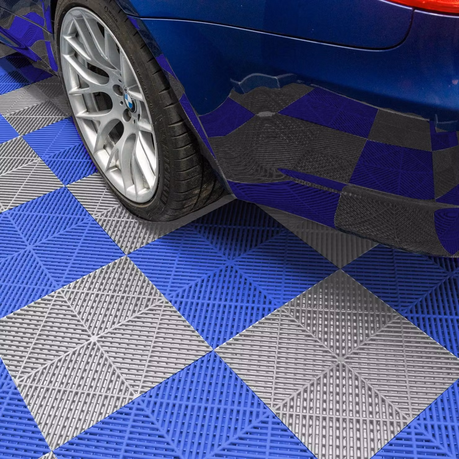 Monstershop Vented Garage Floor Tiles with Edges, Grey and Blue Plastic – 5