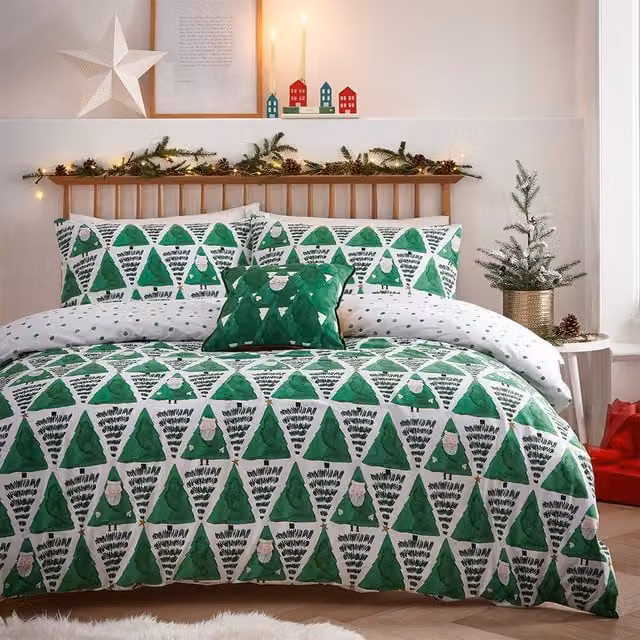 Make it a Home Hide and Seek Santa Christmas Reversible Duvet Cover Set, Green, Single, 90 x 200 cm