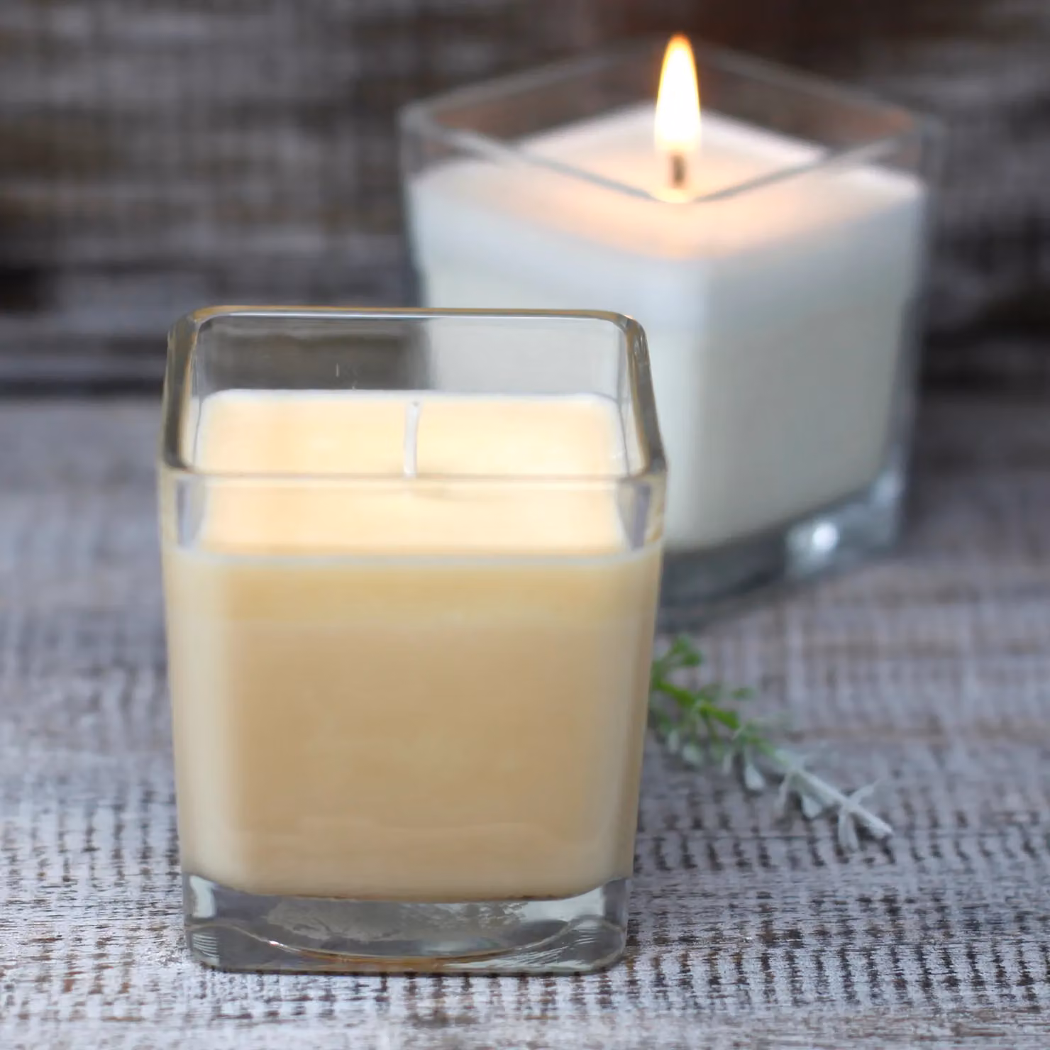 KDMD Grapefruit & Ginger Soy Wax Jar Candle in a Yellow Glass Container – 2