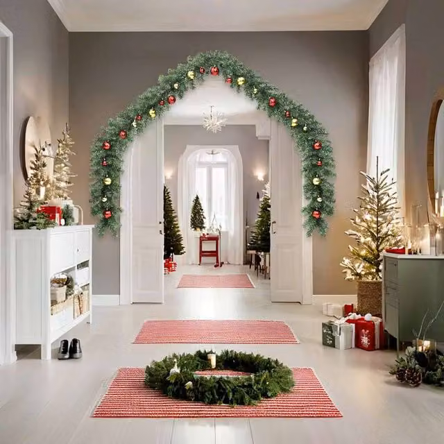 Berkfield Home Green Christmas Garland with Baubles and LED Lights, 10 m – 1