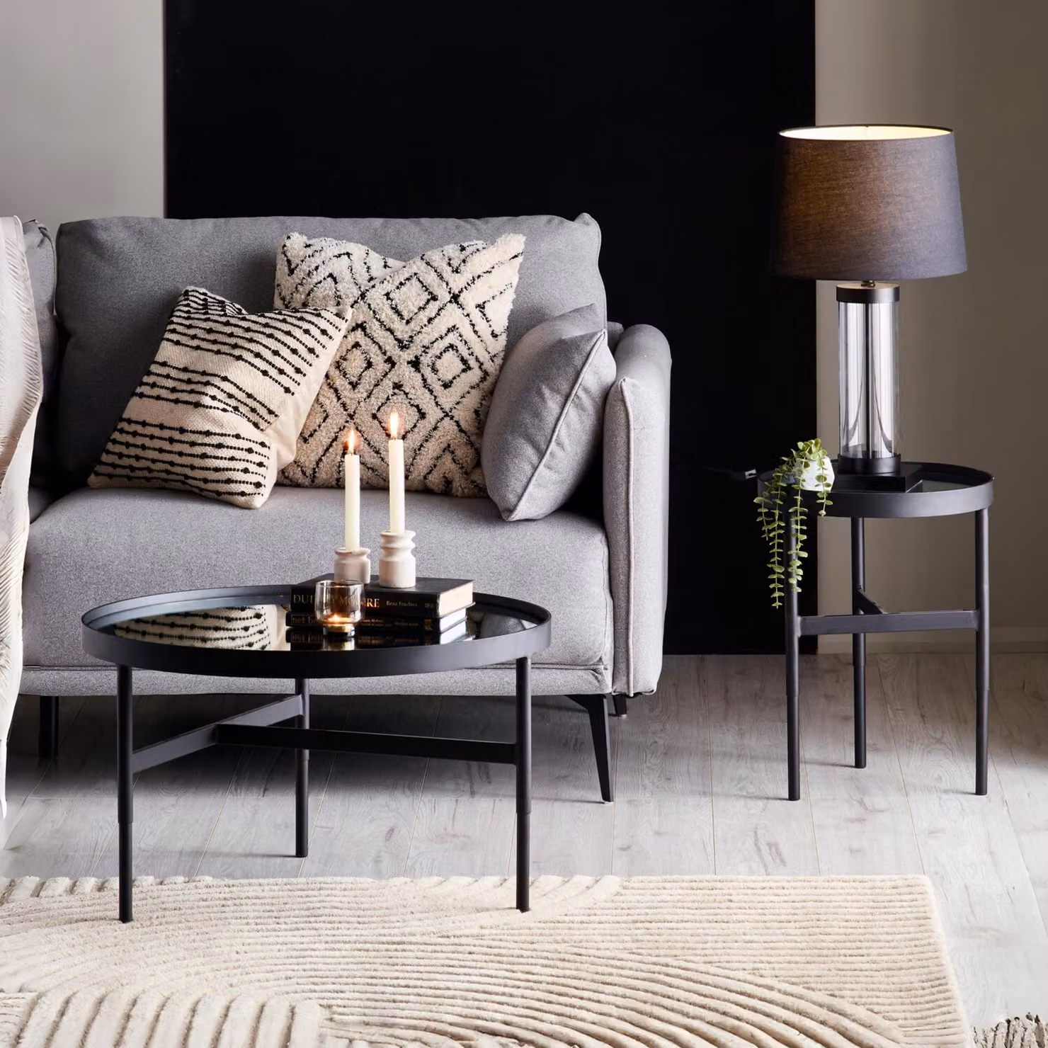 Julian Bowen Franki Lamp Table in Black and Mirrored Glass – 2