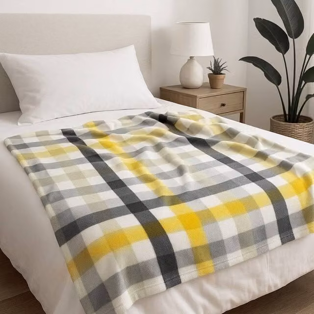 Voltico Super Soft Printed Polar Fleece Blanket in Pink and Yellow, W: 130 cm, L: 160 cm
