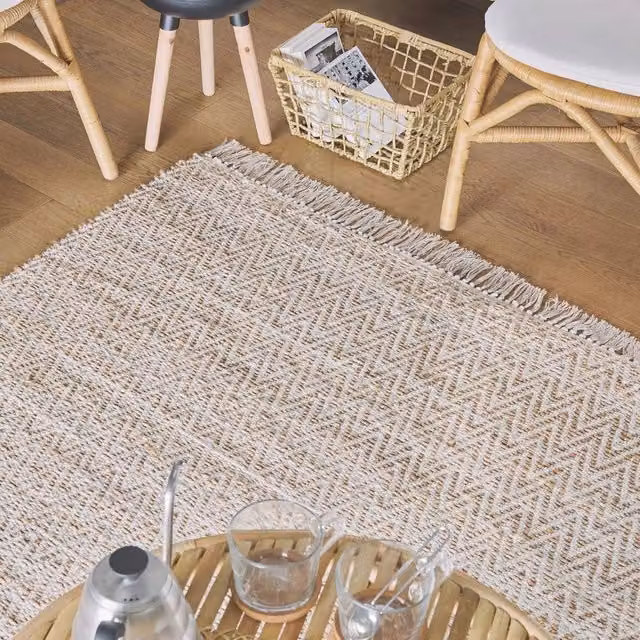 Wyld and Coco Handwoven Beige Jute and Cotton Rectangular Rug with Fringes W: 140 cm, L: 200 cm – 1