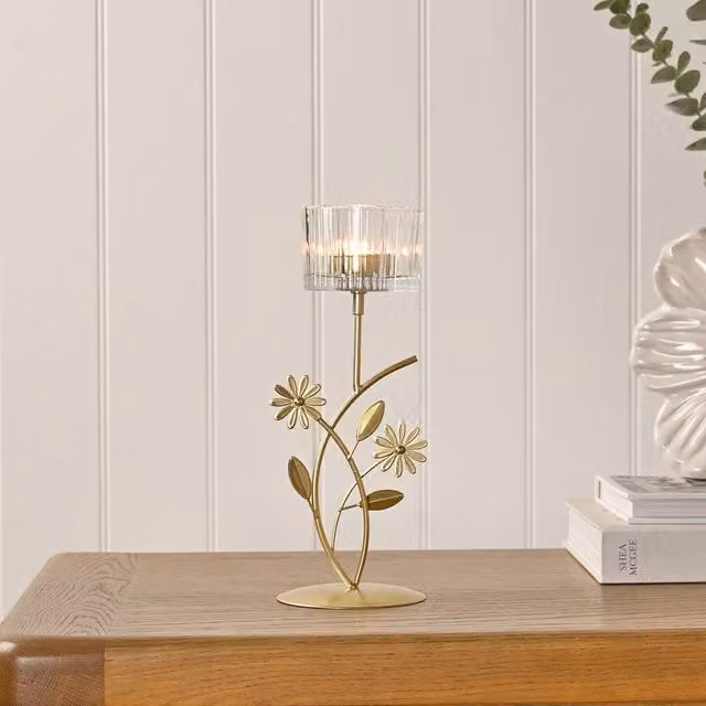 Hestia Gold Floral Single Candle Holder for Taper or Tealight Candles – 1