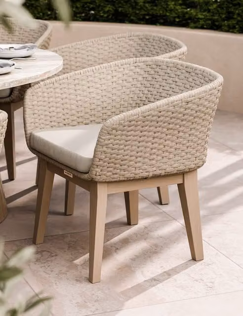 Royalcraft Eden Dusk Set of 2 Dining Chairs in Natural Acacia Wood with Beige UV-Resistant Fabric Cushions