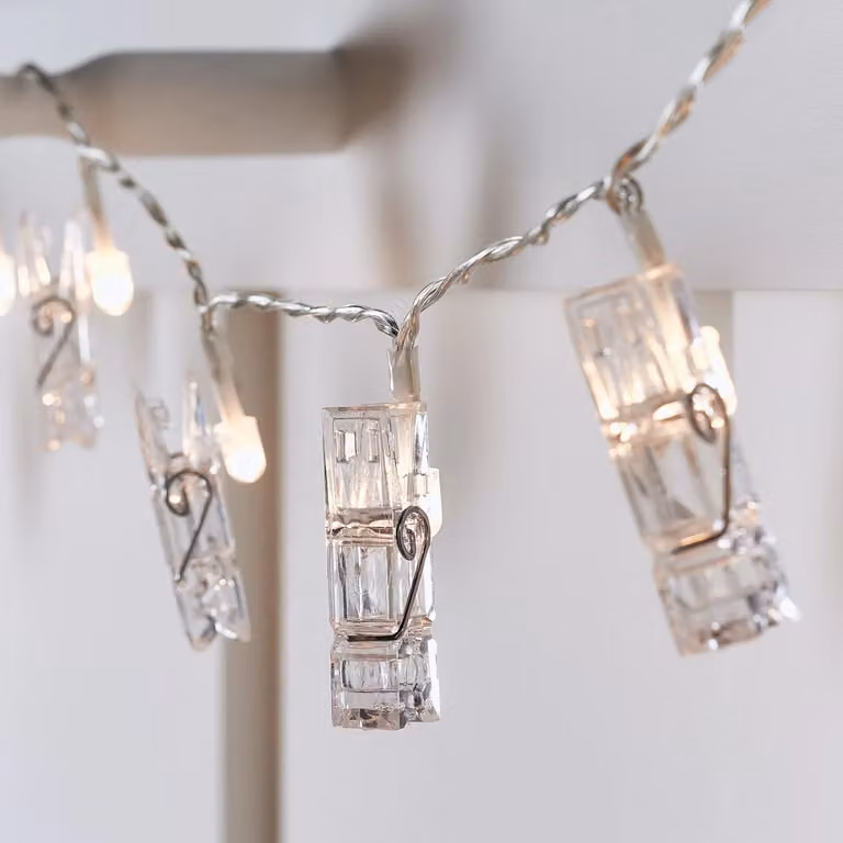 Lights4fun 20 Peg Warm White LED Battery Operated Fairy Lights with Timer