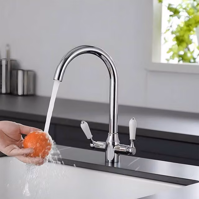 Heable Chrome Dual-Lever Ceramic Disc Kitchen Mixer Tap with Swivel Spout in Silver
