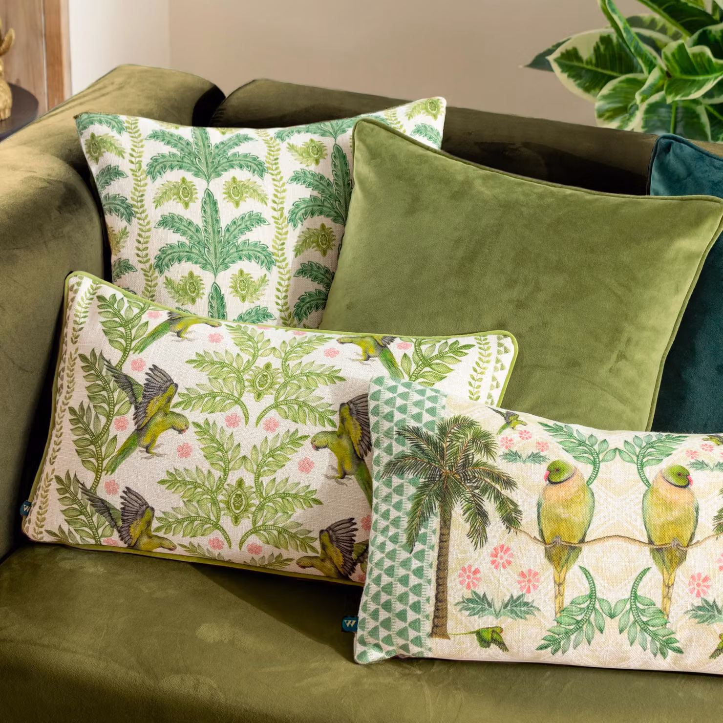 Wylder Tropics Patera Palm Tropical Floral Square Cushion in Green and Multicolour, W/D/H: 43 x 43 x 43 cm – 3