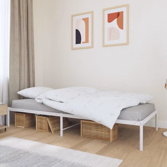 Berkfield Home Metal Bed Frame in White, W/D/H: 100 x 190 cm