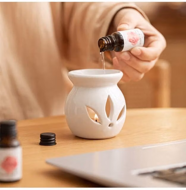 KDMD Ceramic Oil and Wax Tea Light Burner Set in White – 1