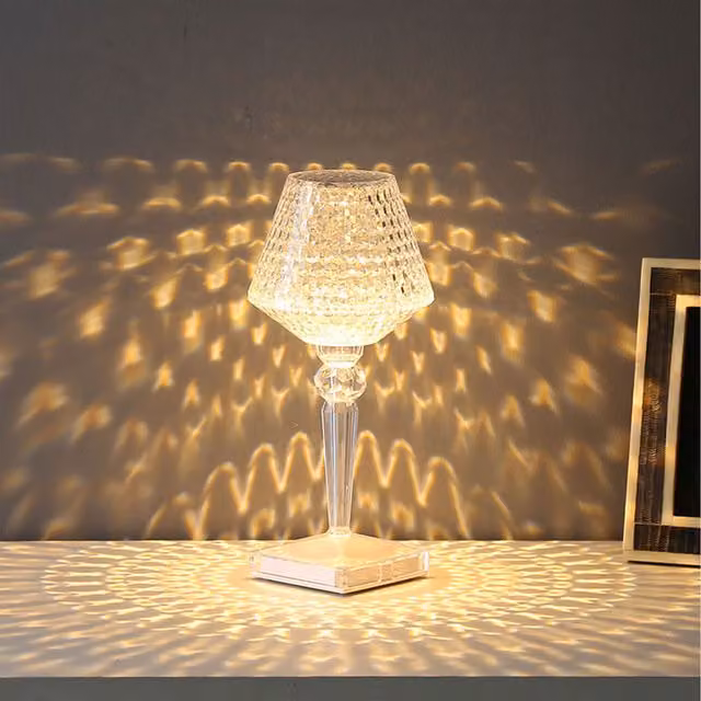 Livingandhome Dimmable USB Acrylic Transparent Table Lamp