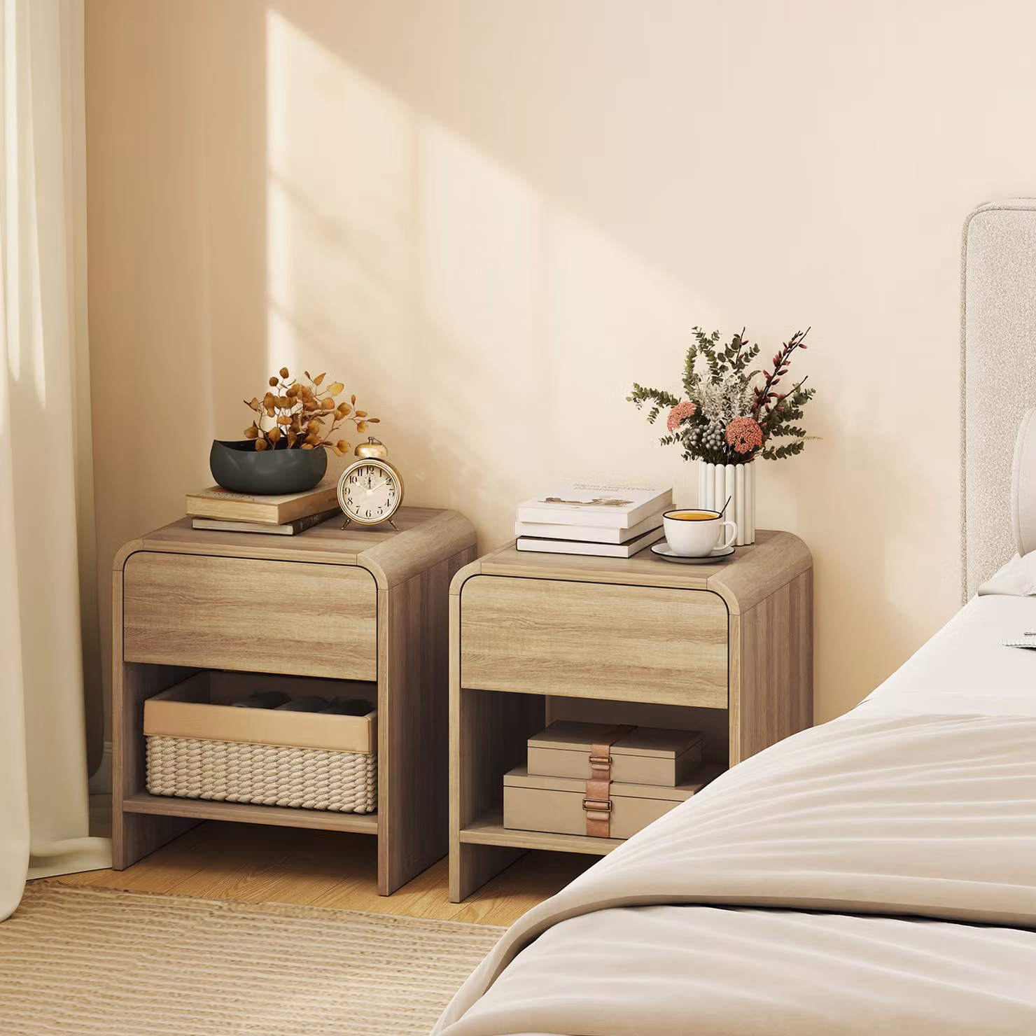 HOMCOM Set of 2 Modern Bedside Tables in Brown with Rounded Corners and Silent Drawers – 2